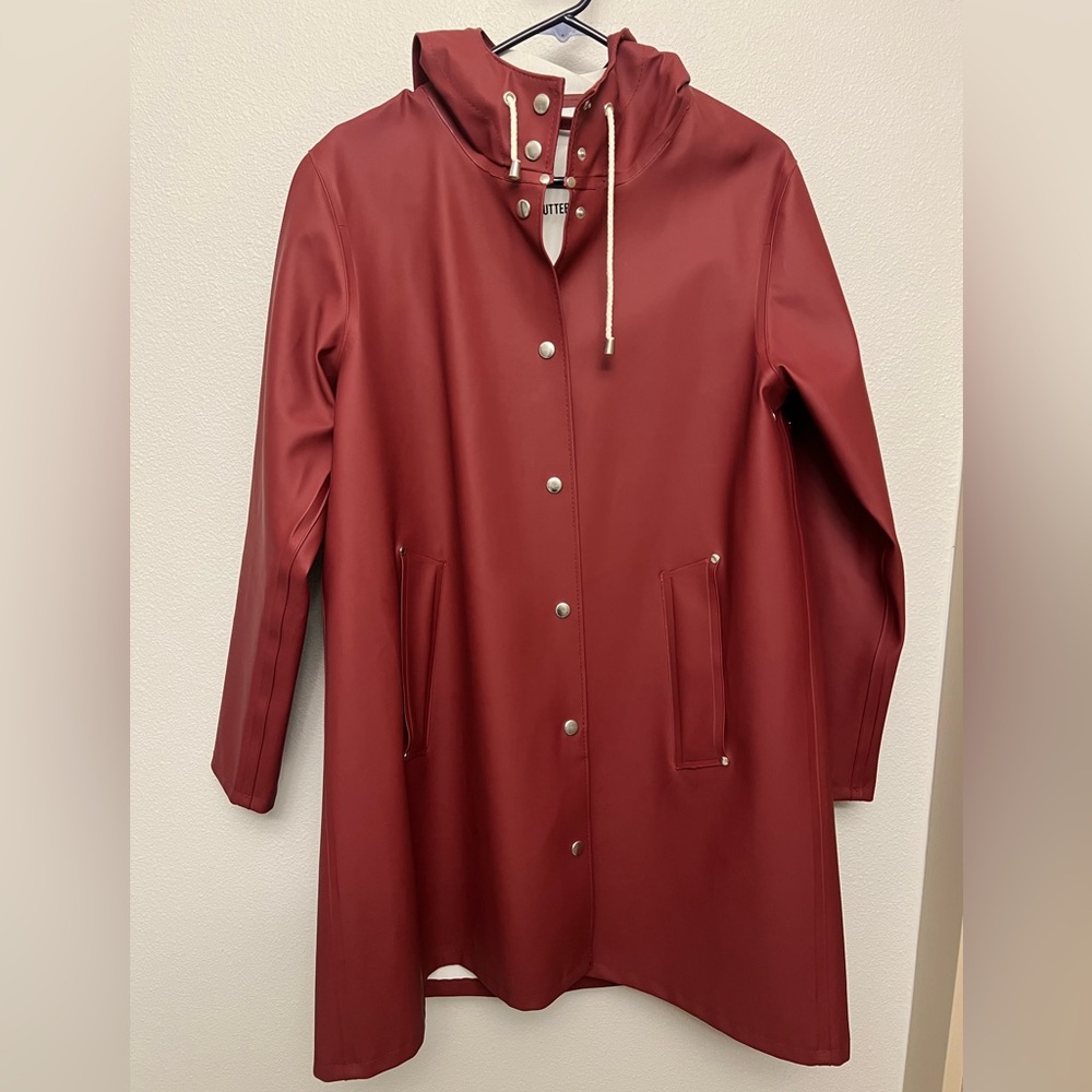 Women's Burgundy Stockholm Lightweight Raincoat
